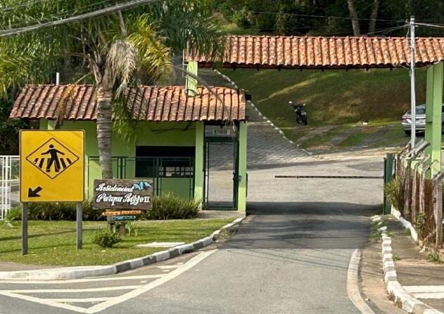 Casa em Cotia, Bairro Do Lageado,  Rua Vermelhão, 144  Bairro Do Lageado, SP. Área: 445.36m2