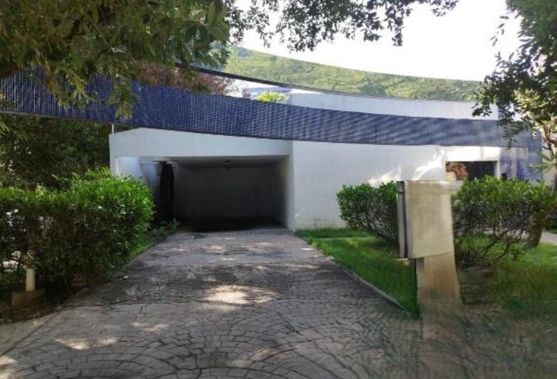 Casa em Teresina, Bairro De Fátima, Av. Lindolfo Monteiro, 649 Bairro De Fátima, PI. Área: 289.83m2