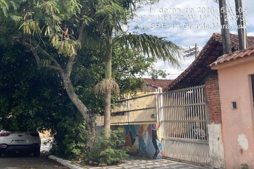 Casa em Praia Grande, Bairro Balneário Maracanã, Rua Dorivaldo Francisco Loria, 337 (lt. 02 Da Qd. 10) Bairro Balneário Maracanã, SP. Área: 121.75m2