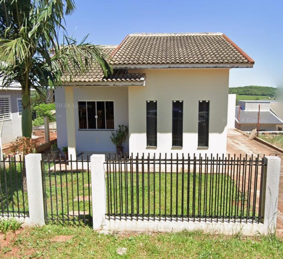 Casa em Santo Antônio do Sudoeste, Bairro Princesa Isabel, Rua José Corbari, 43 Bairro Princesa Isabel, PR. Área: 46m2