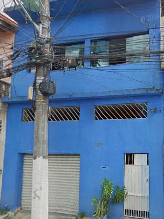 Casa em São Paulo, Jd. São Luís, Rua Lázaro Rodrigues, 587 Jd. São Luís, SP. Área: 130m2