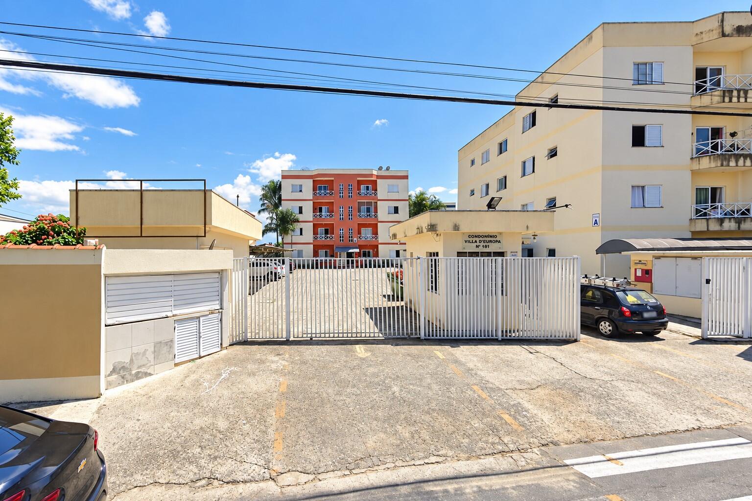 Apartamento em Pindamonhangaba, Bairro Jd. Maria Emília, Av. Monsenhor João José De Azevedo, 181. Ed. Turim. Ap. 21 Bairro Jd. Maria Emília, SP. Área: 69.5m2