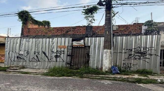 Casa em Belém, Bairro Sacramenta, Travessa Da Praça João Dias Paes (ex-praça Do Jaú), 31 Bairro Sacramenta, PA. Área: 350.08m2