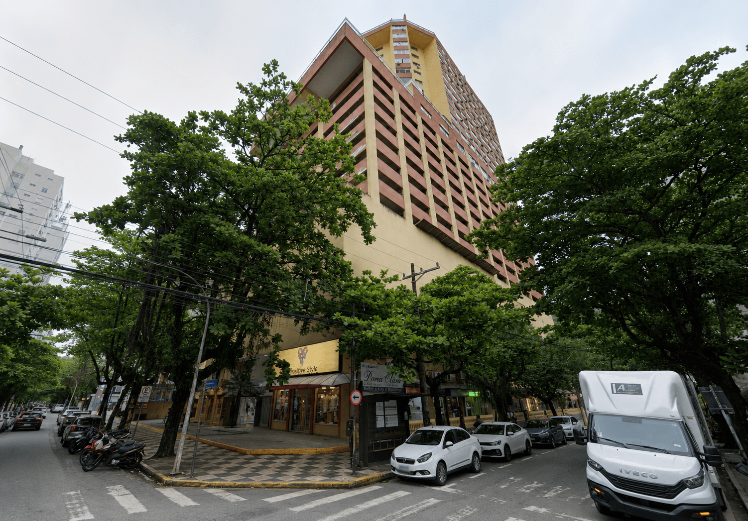 Apartamento em Guarujá, Pitangueiras, Rua Mário Ribeiro, 810, Pitangueiras, SP. Área: nullm2
