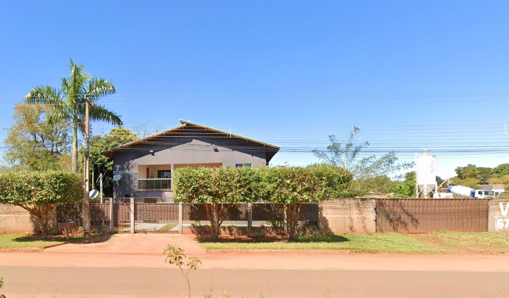 Comercial em Guia Lopes da Laguna, Vila Industrial, Avenida Santa Terezinha, 5358, Vila Industrial, MS. Área: 386.4m2