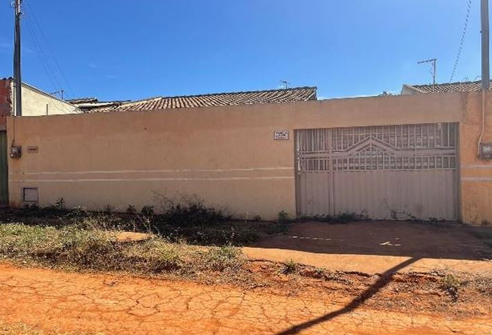 Casa em Planaltina, Jardim Paquetá I, Alameda Clóvis Bevilaqua, Lt. 1-a Da Qd. 104, Jardim Paquetá I, GO. Área: 55.8m2