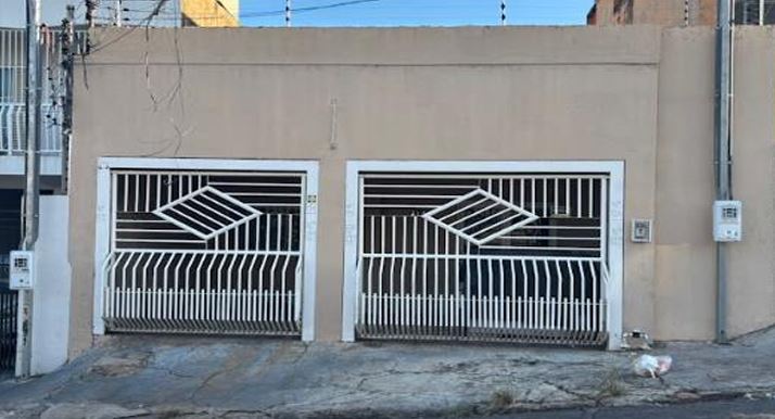 Casa em Cuiabá, Bandeirantes, Rua Manoel Garcia Velho, 214, Bandeirantes, MT. Área: 124.4m2