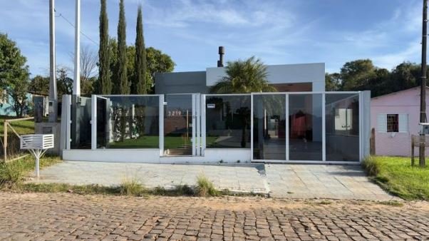 Casa em Santiago, Maria Alice Gomes, Avenida Getúlio Vargas, 3219, Maria Alice Gomes, RS. Área: 173.76m2