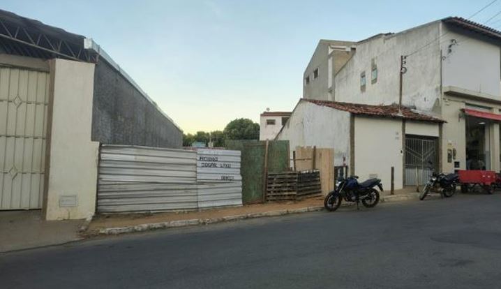 Terreno em Brumado, Novo Brumado, Avenida João Paulo I, Lt. 0022 Da Qd. 029, Novo Brumado, BA. Área: 229.71m2