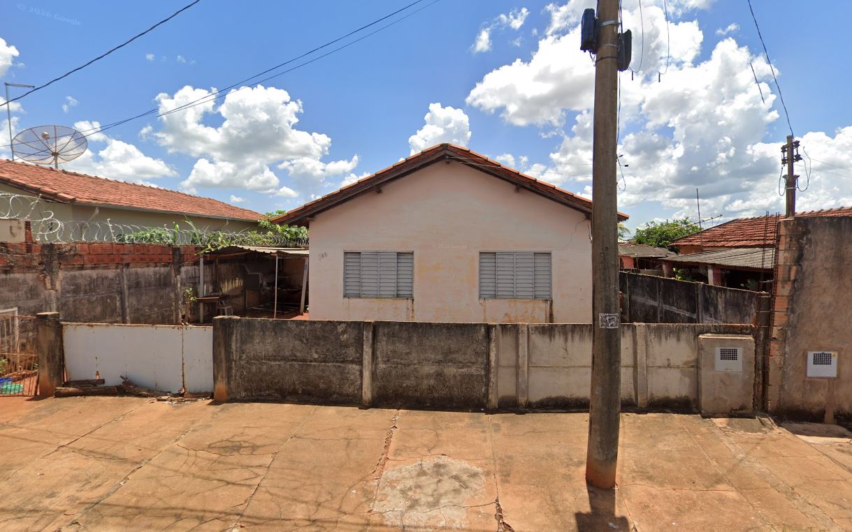 Casa em Ituiutaba, Guimarães, Rua Uberaba, 766, Guimarães, MG. Área: 82.98m2