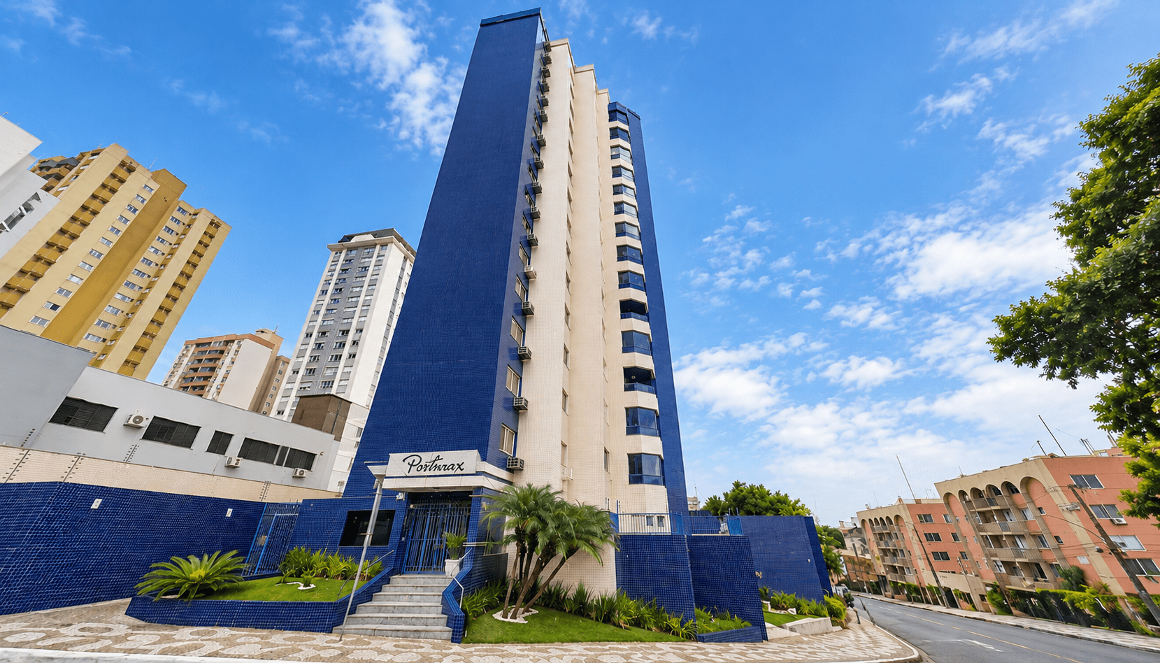 Apartamento em Cascavel, Centro, Rua Recife, 81, Centro, PR. Área: 122.885m2