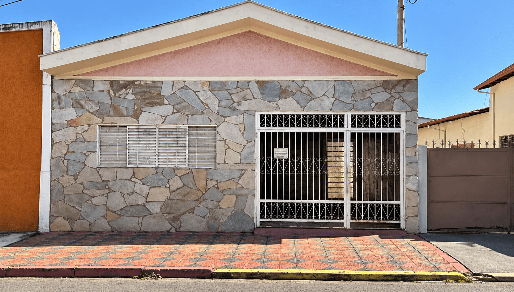 Casa em Ribeirão Preto, Campos Elíseos, Rua Marquês De Pombal, 693, Campos Elíseos, SP. Área: 96.71m2