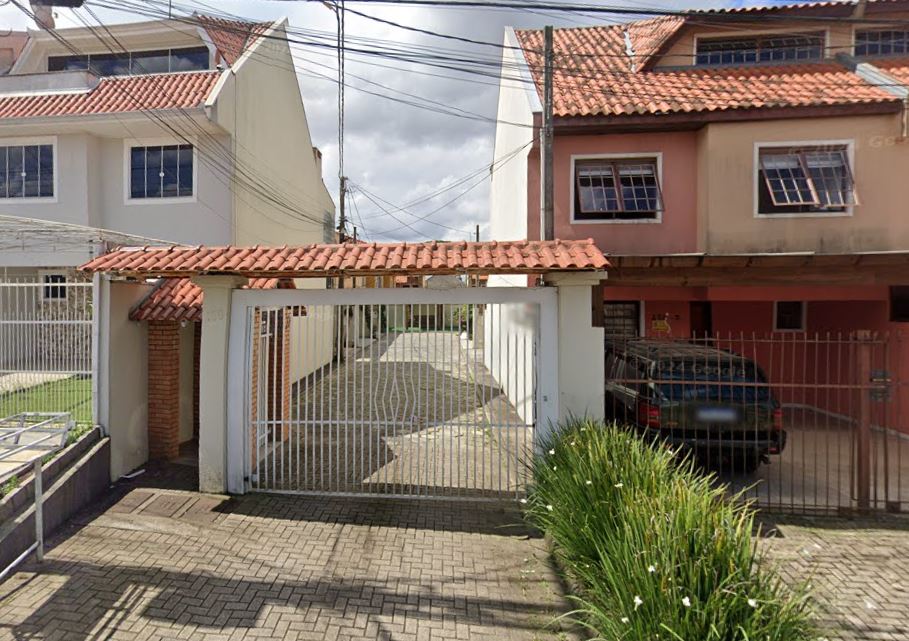 Casa em Curitiba, Conj. Res. Diamantina Iii, Rua João De Paula Cordeiro Filho , 458 Casa 01 - Conj. Res. Diamantina Iii, PR. Área: 109m2