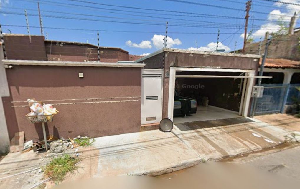 Casa em Cuiabá, Pq Cuiabá, Rua L-3, Lt 18 da Qd 10 - Pq Cuiabá, MT. Área: 71.25m2