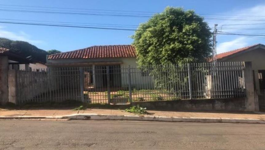 Casa em Clementina, Centro, Rua Stélio Machado Loureiro , 167 - Centro, SP. Área: 125.9m2