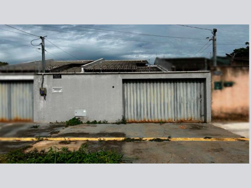 Casa em Aparecida de Goiânia, Parque Ibirapuera, Rua C-17 Sn (in Loco) (lote 27 Da Quadra 31) Cond. Lc Pires C-17 27 Parque Ibirapuera, GO. Área: 92.74m2