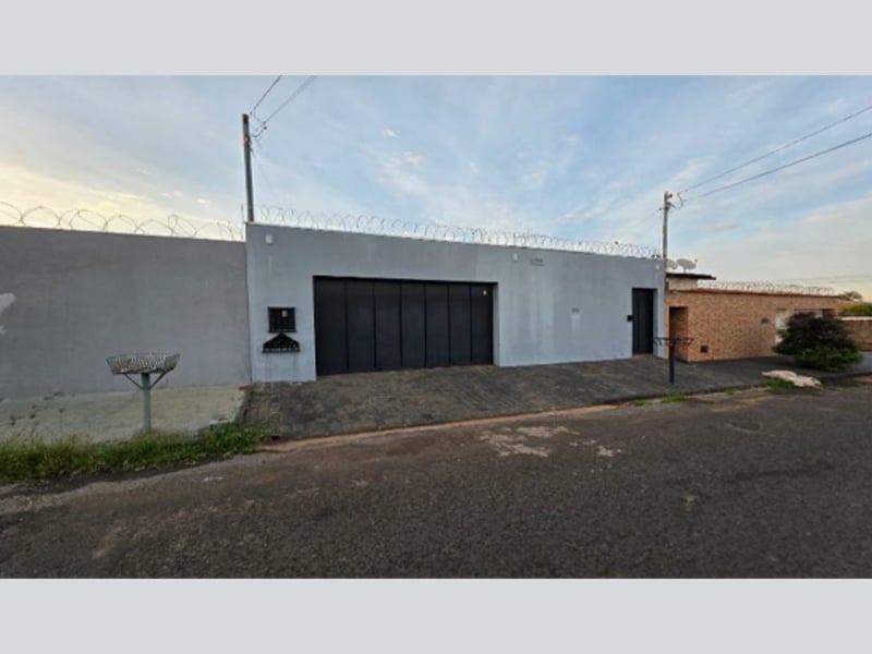 Casa em Uberlândia, Bairro Nossa Senhora Das Graça, Avenida Rebelião Praieira 786 Lote 02-a Da Quadra 08 Bairro Nossa Senhora Das Graça, MG. Área: 68m2