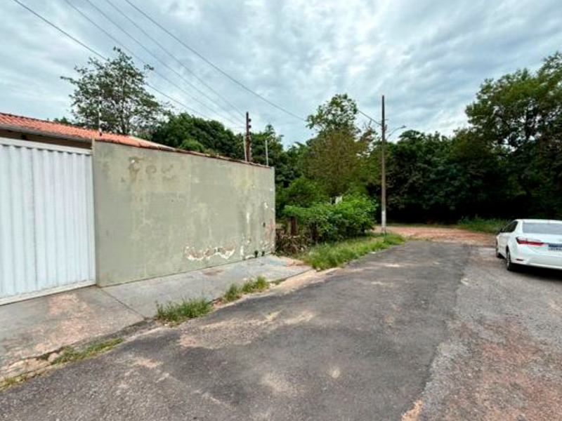 Casa em Cuiabá, Distrito De Coxipó Da Ponte, Rua Projetada 07 13 (lote 13 Da Quadra 09) Distrito De Coxipó Da Ponte, MT. Área: 44.127m2