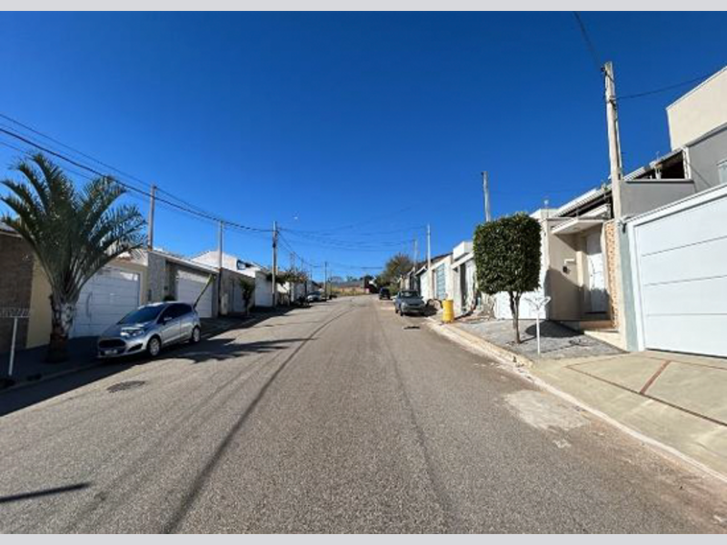 Casa em São João da Boa Vista, Jardim Dos Jacarandás Fase 1, Rua Maria Lúcia Matielo Nogueira 550 (lote 8 Da Quadra R) Jardim Dos Jacarandás Fase 1, SP. Área: 108.05m2