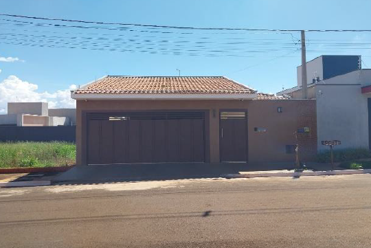 Casa em Pederneiras, Jardim Anita, Rua Rubens Olbera (lt. 12, Qd. D) 165 Jardim Anita, SP. Área: 207.7m2