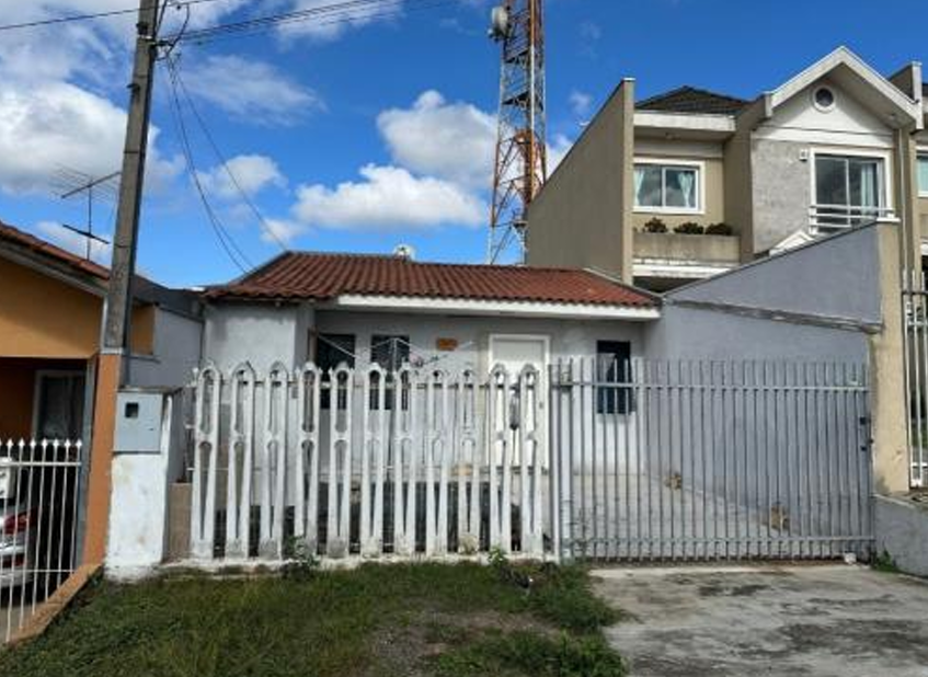 Casa em Campo Largo, Loteamento Vista Alegre, Rua Verônica Debax Iarek 36 Loteamento Vista Alegre, PR. Área: 62.23m2