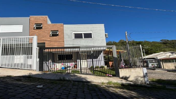 Casa em Caxias do Sul, Nossa Senhora Das Graças, Rua João Eli Silveira 70 Nossa Senhora Das Graças, RS. Área: 76.12m2