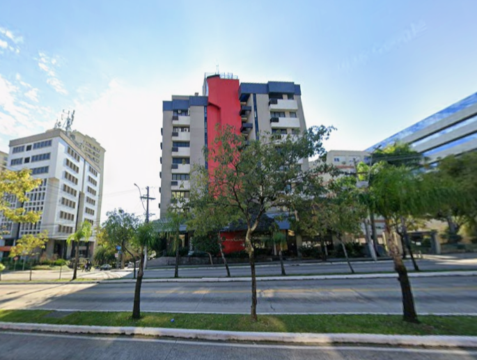 Casa em Porto Alegre, Auxiliadora, Avenida Carlos Gomes 1610 Auxiliadora, RS. Área: 130.15m2