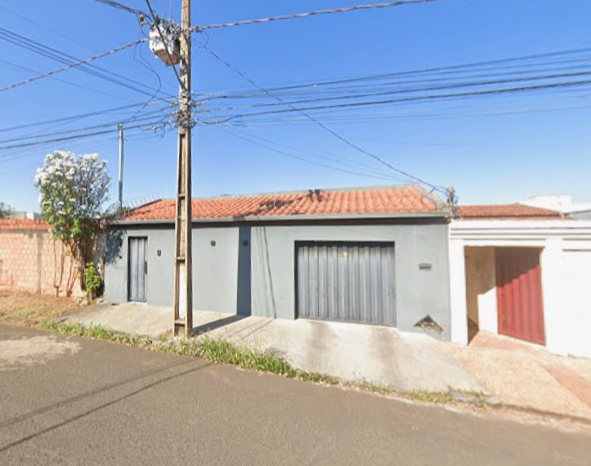 Casa em Uberlândia, Pampulha, Rua Bernardo De Vasconcelos (lt. 03, Qd. 38) 572 Pampulha, MG. Área: 162.94m2