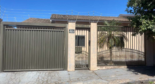 Casa em Rio Verde, Residencial Canaã, Rua Rc-16, (lote 05 Da Quadra 12) 132 Residencial Canaã, GO. Área: 142.03m2