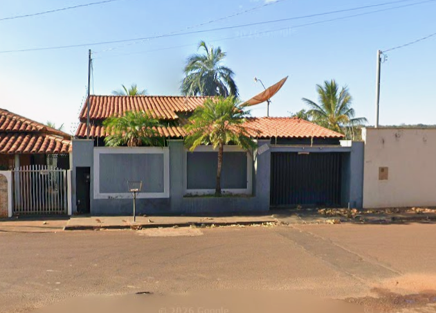 Casa em Capinópolis, Semiramis 2, Rua 96, (lt. 21, Qd. 04) 753 Semiramis 2, MG. Área: 127.38m2