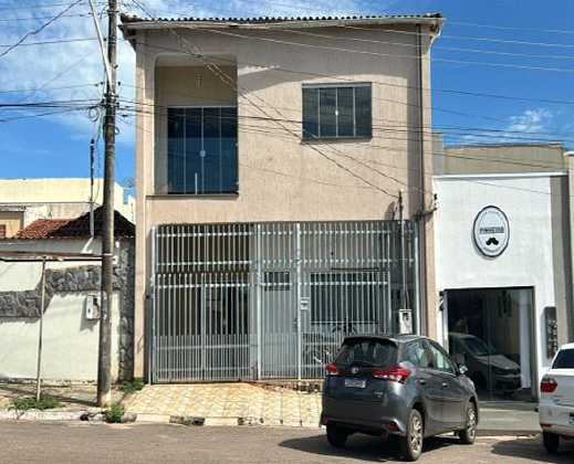 Casa em Barra do Garças, Cidade Velha, Rua José Valeriano Costa (consta No Ri Nº 10) 52 Cidade Velha, MT. Área: 338.89m2