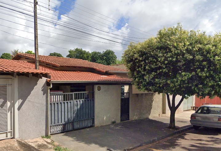 Casa em Santa Fé do Sul, São Francisco, Rua 21 De Abril (lt. 18-b, Qd. 10) 21 São Francisco, SP. Área: 176m2