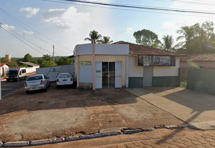 Casa em Nazaré, Centro, Av. 10 De Janeiro 9 Centro, TO. Área: 254.5m2