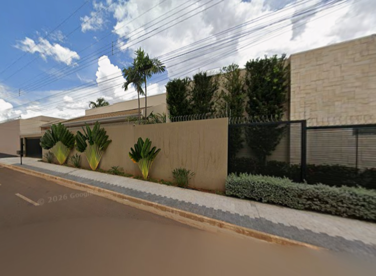 Casa em Jataí, Setor Hermosa, Rua Dona Esmeralda, (lt. 18, Qd. 34) 1224 Setor Hermosa, GO. Área: 262.35m2