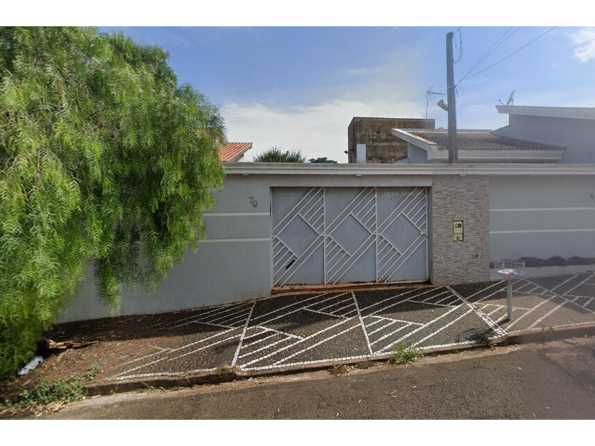 Casa em Descalvado, Santa Cruz, Rua Thereza Bazagli Fregonezi 70 - Casa (Lote nº 05 da Gleba 01/02-D) - Santa Cruz, SP. Área: 100m2