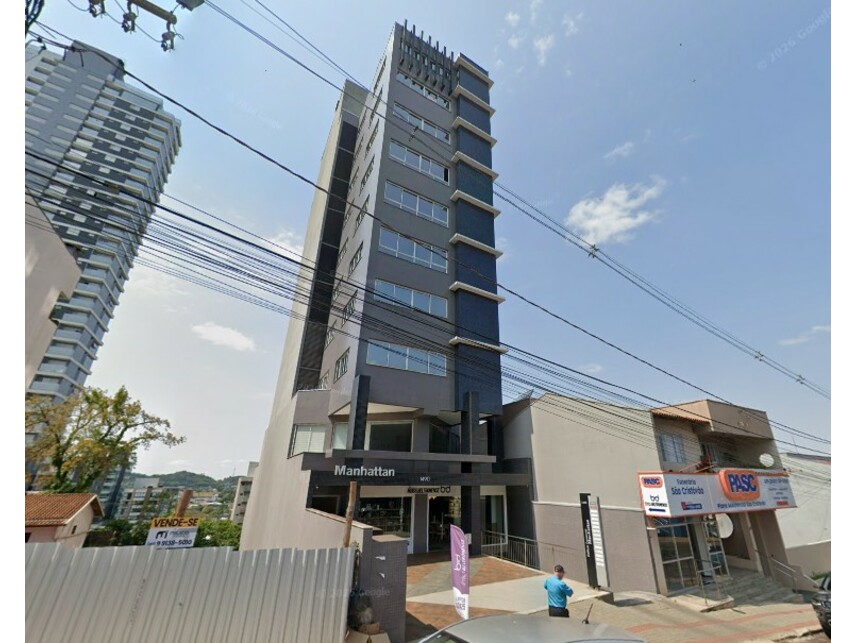 Sala em Francisco Beltrão, Centro, Rua Vereador Romeu Lauro Werlang 1490 - Sala Nº 201 (2ª Andar) Do Centro Comercial Manhattan E Vaga Nº 05., PR. Área: 95.77m2