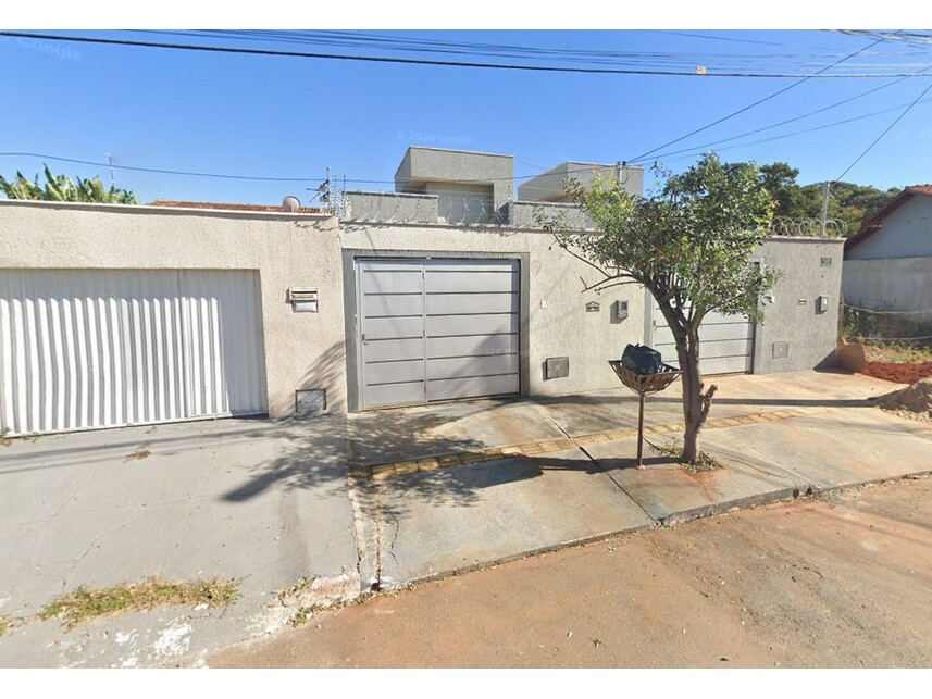 Casa em Goiânia, Vereda Dos Buritis, Rua Vb 48 s/nº - Casa nº 01 (parte do Lote 29 da Quadra 40) do Condomínio Residencial Santos 711 - Vereda Dos Buritis, GO. Área: 79.8m2