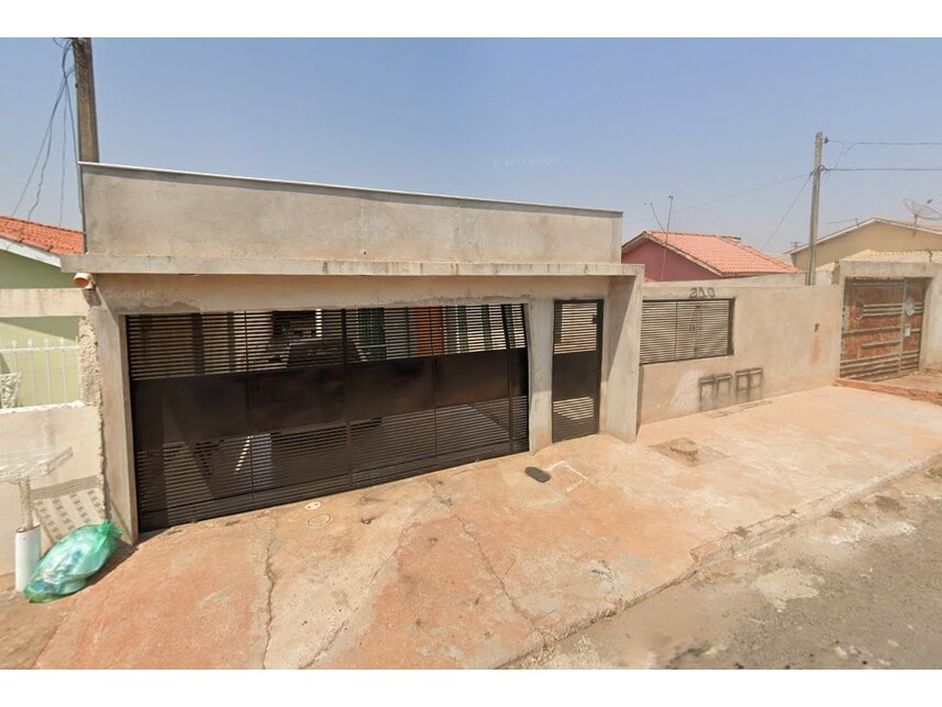 Casa em Porecatu, Conjunto Habitacional Dona Sidonia, Rua D. Nair Lunardelli Ramos 310 - Casa (Lote nº 9 da Quadra 10) - Conjunto Habitacional Dona Sidonia, PR. Área: 40.36m2