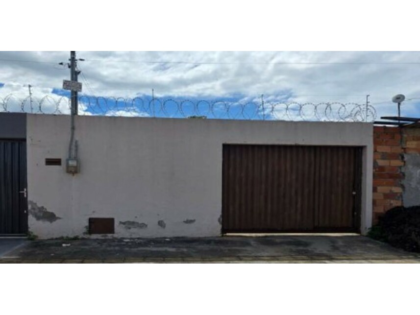 Casa em Aparecida de Goiânia, Setor Comendador Walmor, Rua Goiás s/nº - Casa 02 (parte do Lote 15 da Quadra 07), Residencial Goiás - Setor Comendador Walmor, GO. Área: 83.28m2
