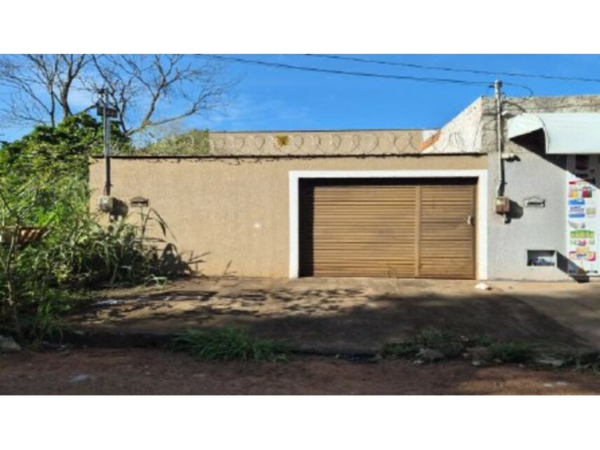 Casa em Goianira, Parque Los Angeles 1ª Etapa, Rua San Antonio s/nº - Casa nº 1 (parte do lote nº 13 da Quadra 32). - Parque Los Angeles 1ª Etapa, GO. Área: 81.55m2