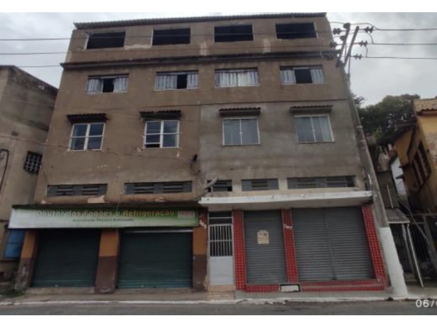 Apartamento em Barra Mansa, Jardim Boa Vista, Avenida Três de Outubro 345 - Apartamento n° 02 (1° andar) - Jardim Boa Vista, RJ. Área: 101.3m2