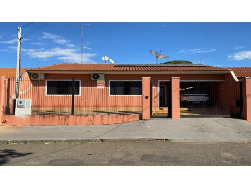 Casa em Mandaguari, Jardim Cristina Iii, Rua Arthur Bellini 2303 - Casa (Data de Terras nº 27 da Quadra 9) - Jardim Cristina Iii, PR. Área: 161m2