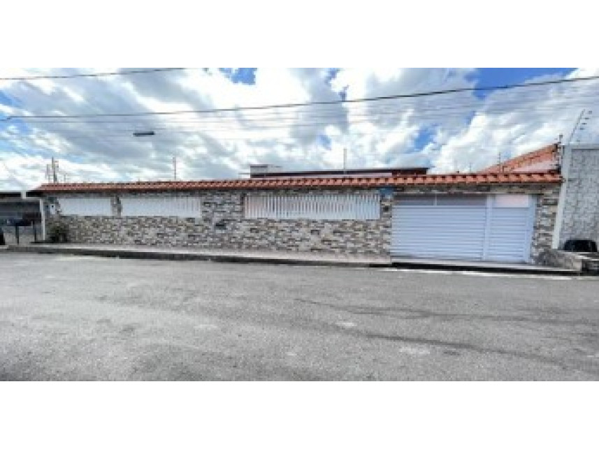 Casa em Manaus, Alvorada, Rua Carvoeiro 60 (antigo 762) - Casa, Conjunto Residencial Ajuricaba - Alvorada, AM. Área: 296.7m2