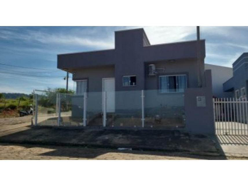 Casa em Siqueira Campos, Cruzeiro, Rua José Benedito Ramos da Silva 642 - Casa 01, Condomínio Residencial JDP III - Cruzeiro, PR. Área: 65.6m2