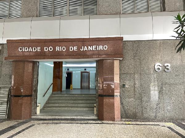 Sala em Rio de Janeiro, Centro, Avenida Almirante  Barroso, N. 63, Sl 2402, RJ. Área: 30m2