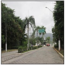 Casa em Guarujá, Jardim Acapulco, Rua Amadeu Fernandes Conde, N. 110, Qd 33, Lt 15, SP. Área: 499m2