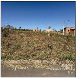 Terreno em Unaí, Residencial Vitoria, Avenida Maria Aparecida Branquinho Silva, N. 00, Qd 12, Lt 15, MG. Área: 241.57m2