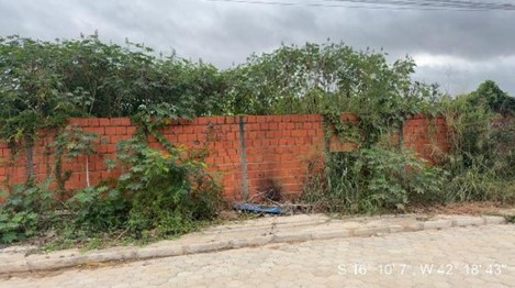 Terreno em Salinas, Centro, Rua Salvo Rodrigues, N. S/N, Lt 04, Qd 09, MG. Área: 360m2