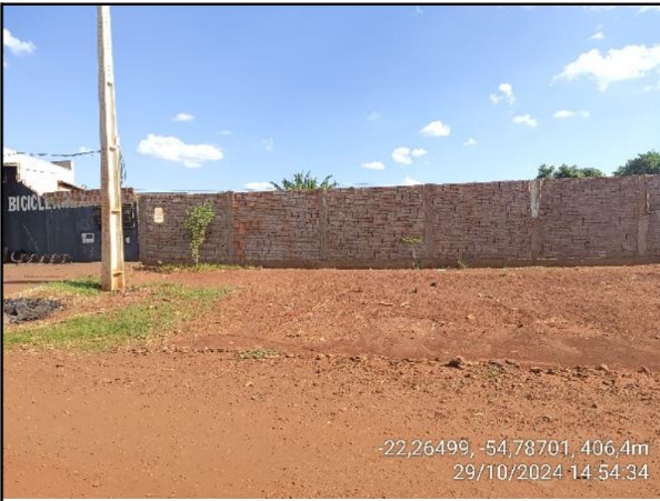 Terreno em Dourados, Residencial Greenville, Rua Clotilde Holidio Pedroso (Antiga Rua Da18), N. 1735, Qd 31, Lt 15, MS. Área: 285.61m2