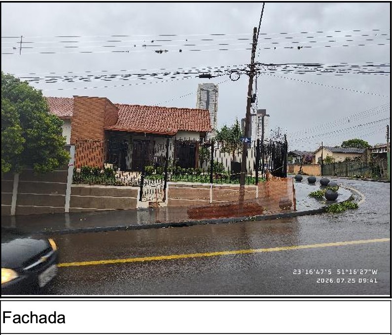 Casa em Cambé, Centro, Rua Chile, N. 272, Qd 45, Lt 20, PR. Área: 373.23m2